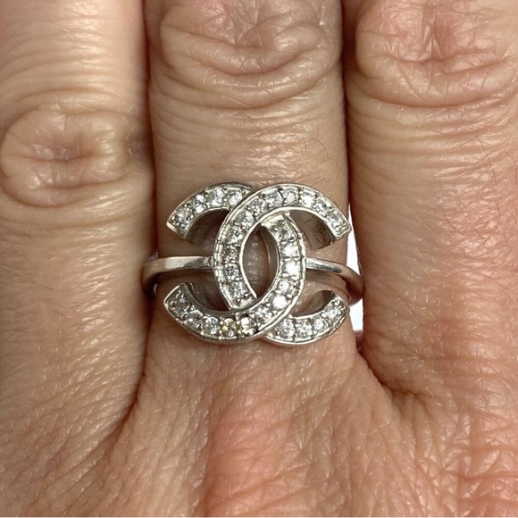 Classic sterling silver ring - Picture 2 of 8